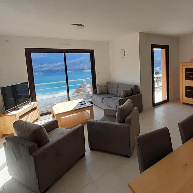 Vaste appartement 3 chambres - Vue exceptionnelle - Appartement - Vue sur Lac - 7