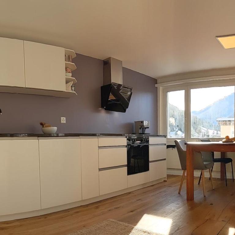 Ferienwohnung Parsennblick mit Dachterrasse - Apartment mit 1 Schlafzimmer - 11
