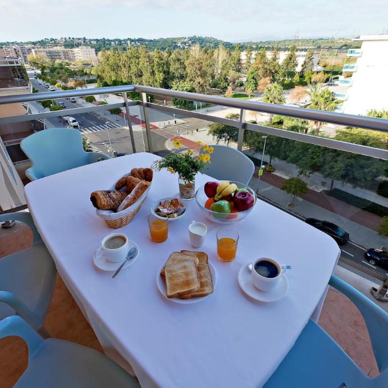 Pineda Park - Two-Bedroom Apartment - 12