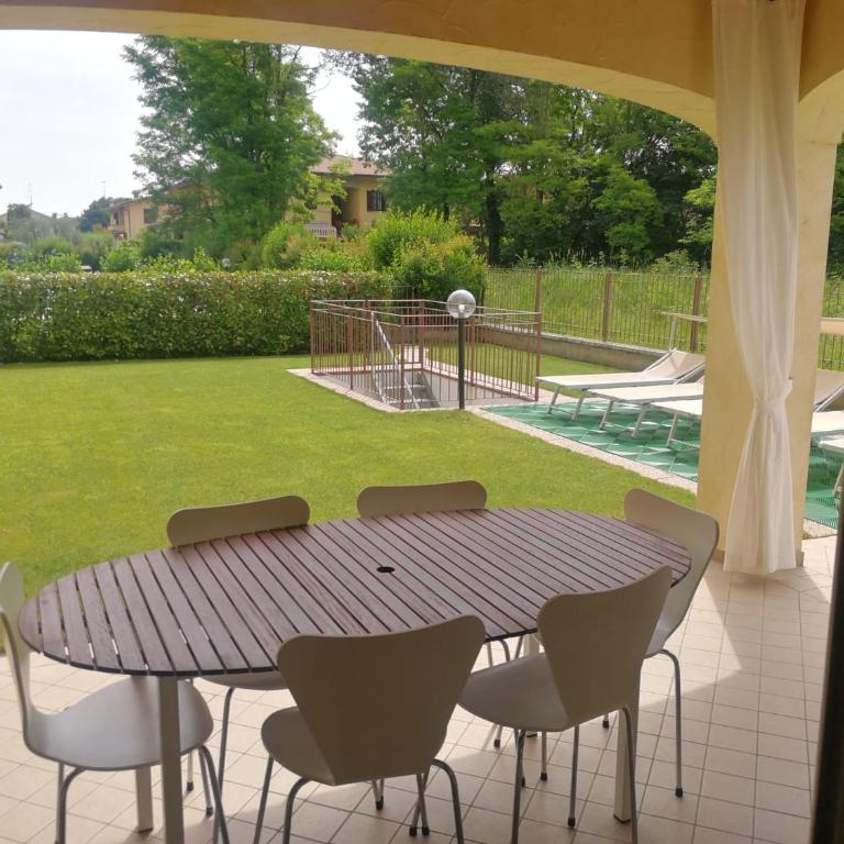 Sirmione, Borgo Rosa, your holiday flat - Appartamento con Vista Piscina - 8