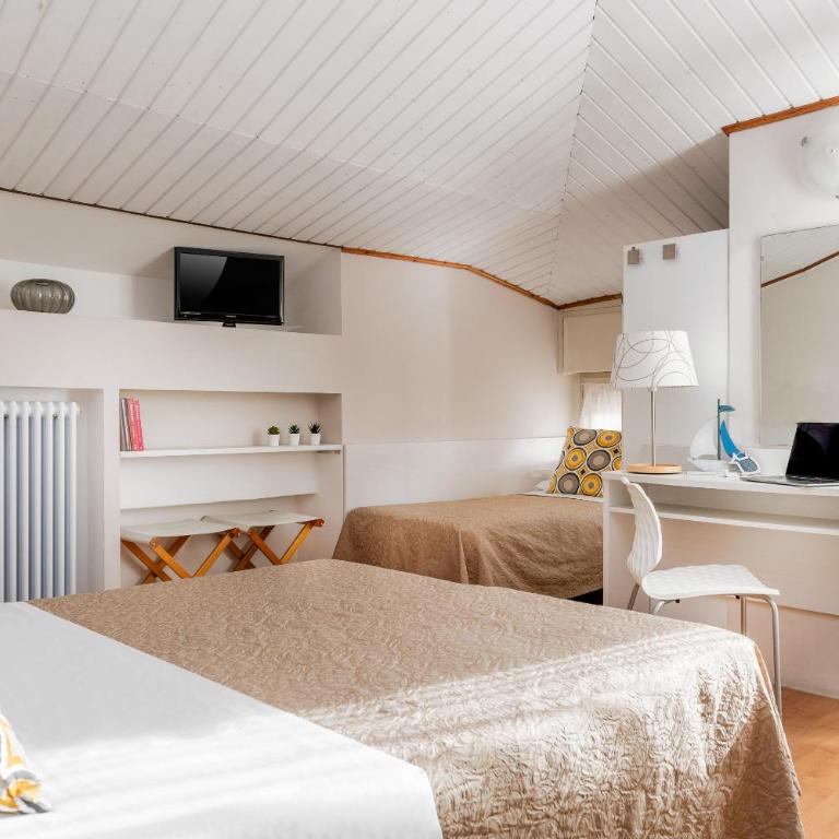 Hotel Eliseo Riccione - Superior Family Room - 2