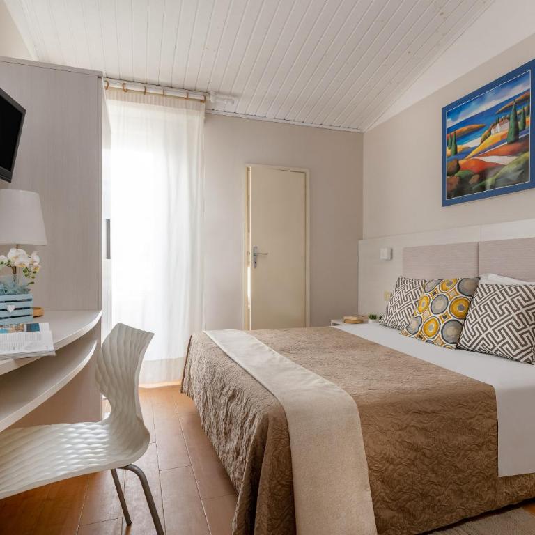 Hotel Eliseo Riccione - Standard Double or Twin Room - 4