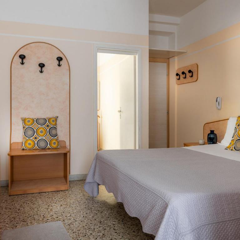 Hotel Eliseo Riccione - Comfort Triple Room - 5