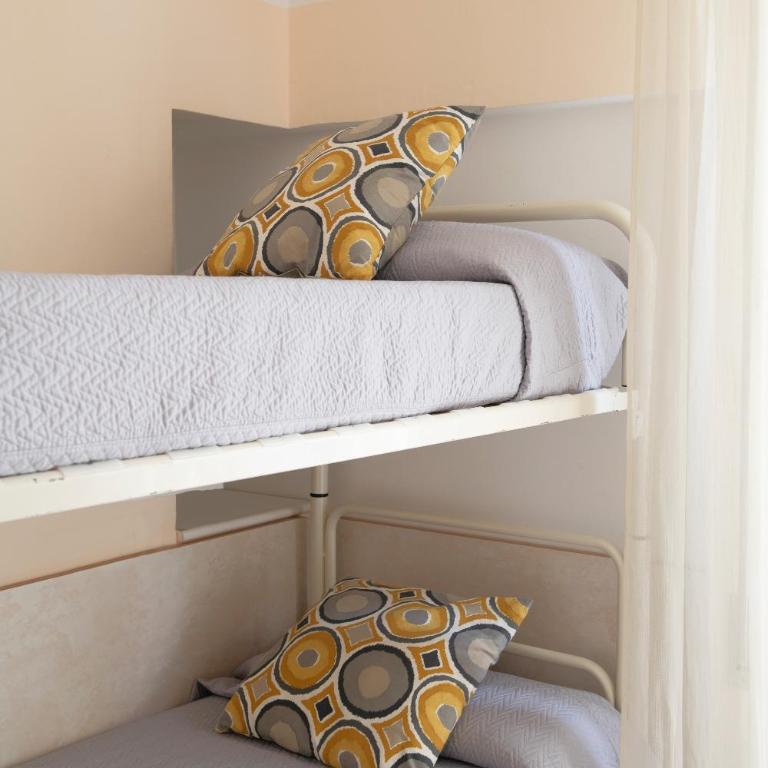 Hotel Eliseo Riccione - Superior Family Room - 9