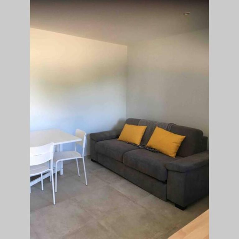 Appartement à cavalaire dans un domaine privé au rez-de-jardin - One-Bedroom Apartment - 16