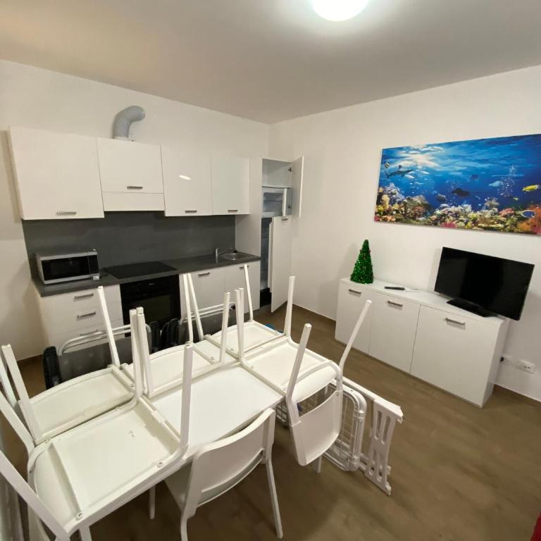 Villa Canepa - Appartamento con Balcone - 9