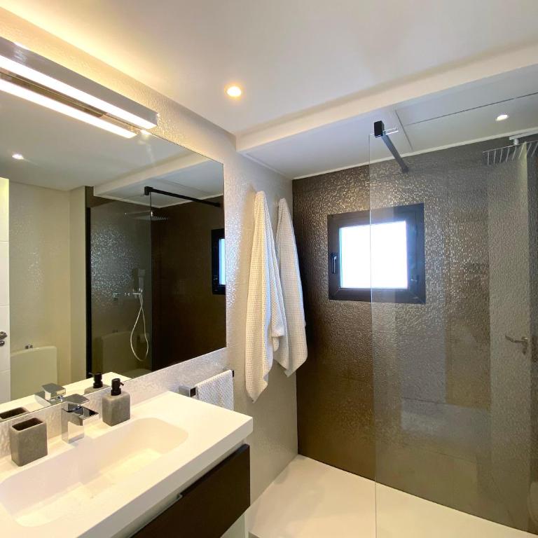 Jardines del Puerto Apartment for up to 6, totally refurbished 2025, gardens, pools, garage, wifi - Apartamento Deluxe - 55