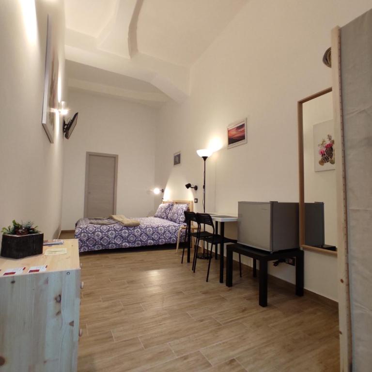 Policlinico Messina Bed&Bed - Camera Matrimoniale con Bagno Privato - 3