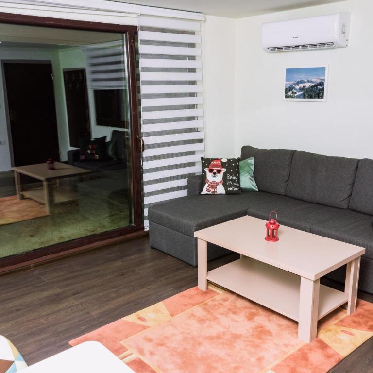 Vikend kuća Escape - Two-Bedroom House - 11