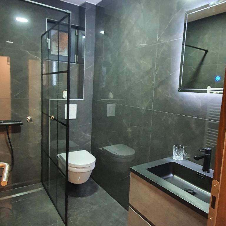 Jahorina Villa IN - Comfort Quadruple Room - 9
