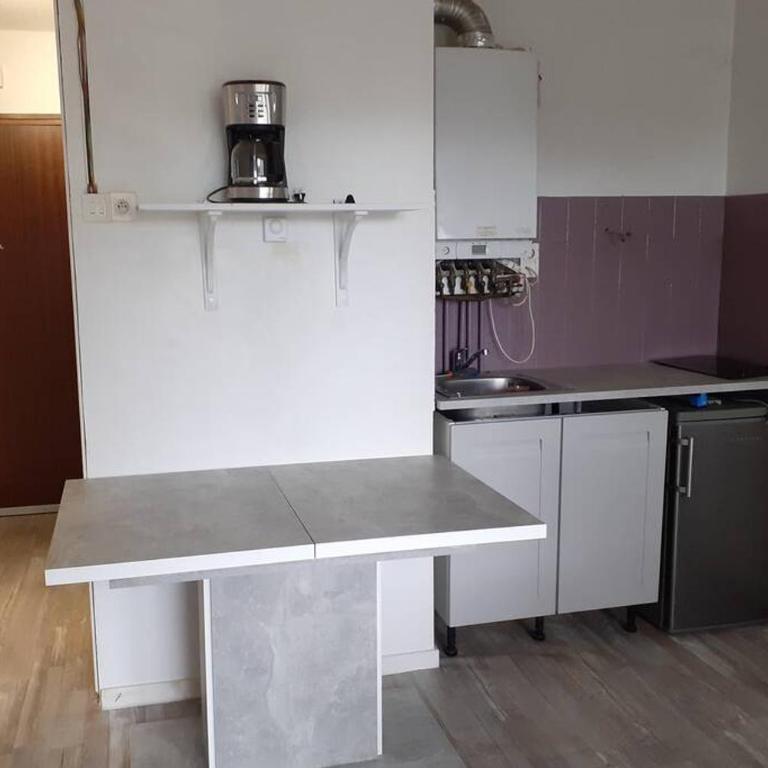 joli studio vu sur l adour dans résidence calme - Appartement 1 Chambre - 4