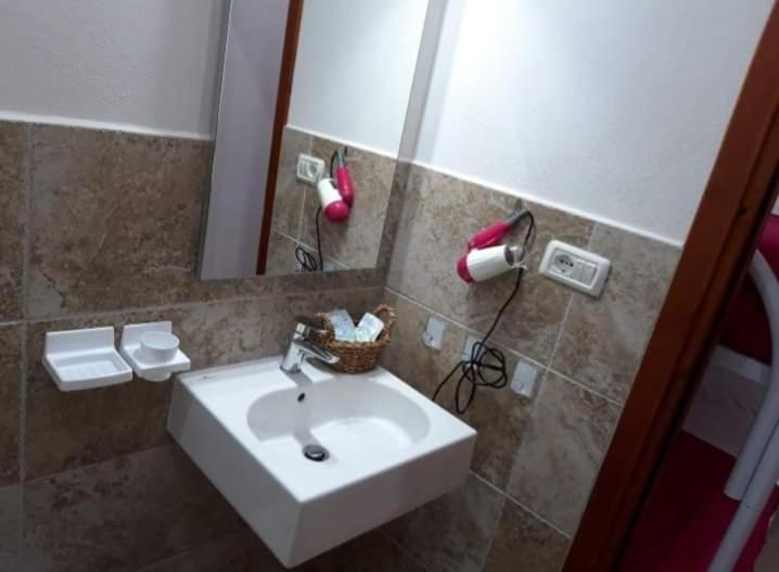 Borgo Degli Ulivi Rooms - Camera Tripla Basic - 3