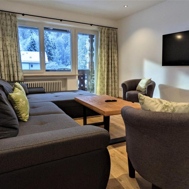 Ferienhaus Wetterstein - Apartment Gr. Waxenstein mit 2 Schlafzimmern - - 9