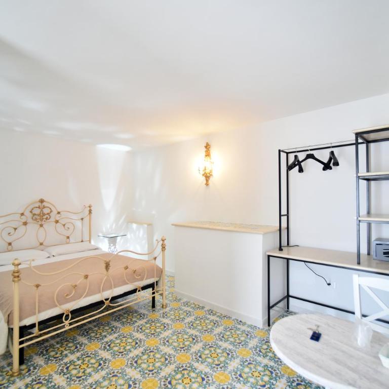 B&B Corte Casole - Camera Matrimoniale con Terrazza - 11