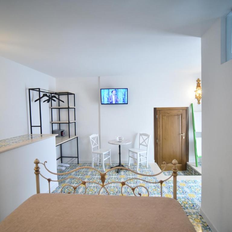 B&B Corte Casole - Camera Matrimoniale con Terrazza - 4