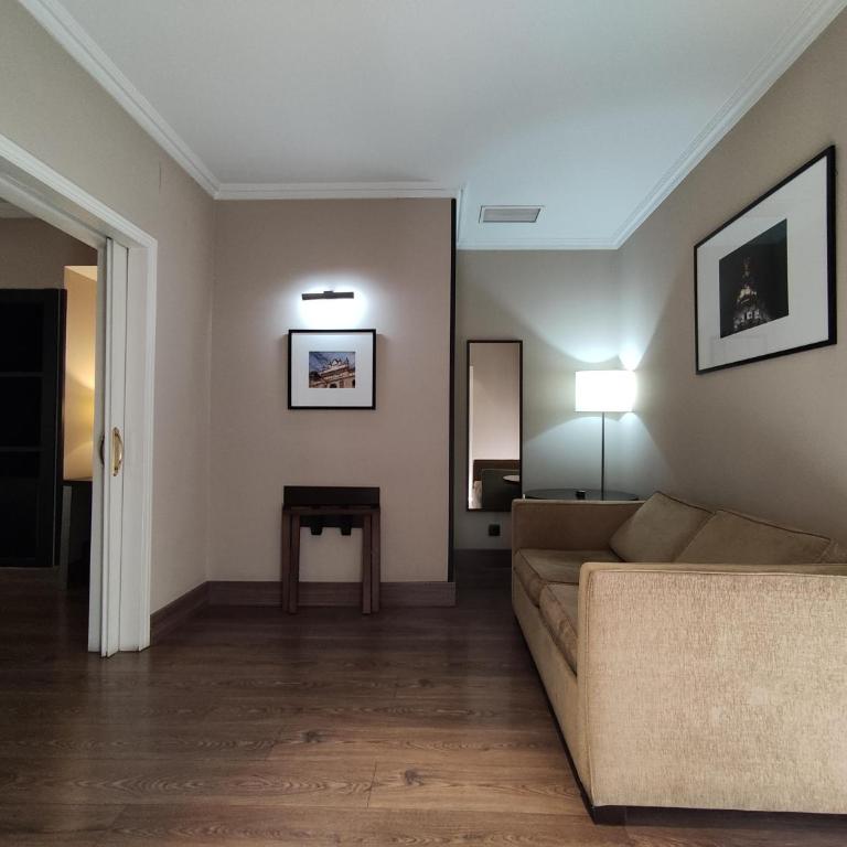 Hotel Cortezo - Family Room (2 Adults + 2 Children) - 3