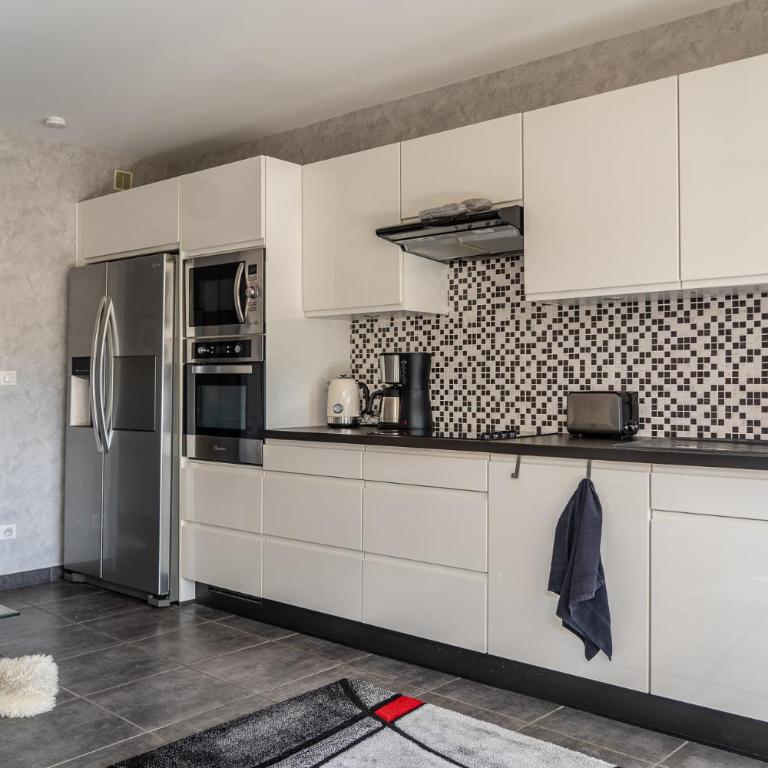 Beach side Helio ground floor apartment with attached garage in the Naturist Village - Appartement avec Terrasse - 15