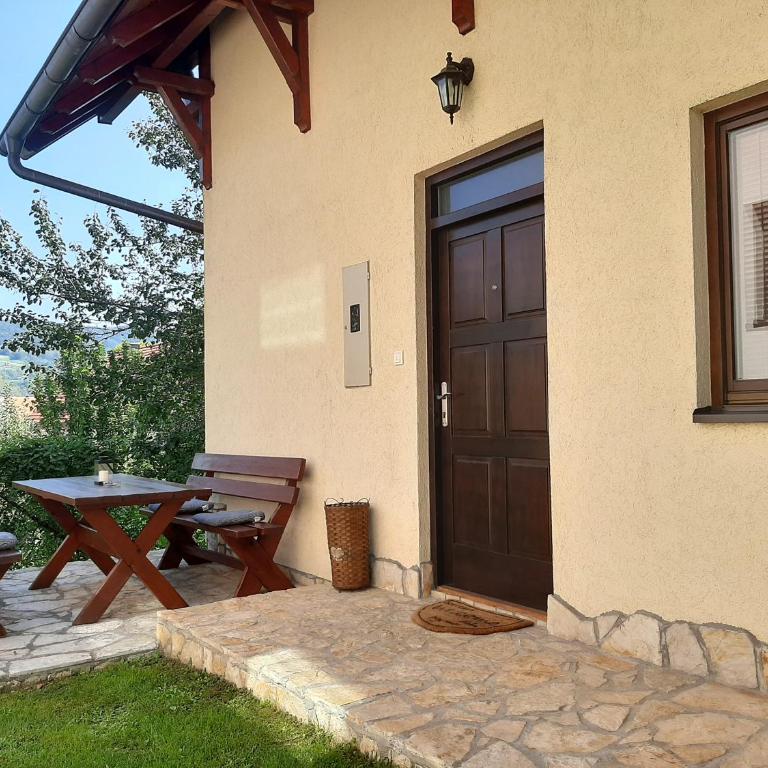 Apartmani Ogi i Ana - Apartman - Prizemlje - 4