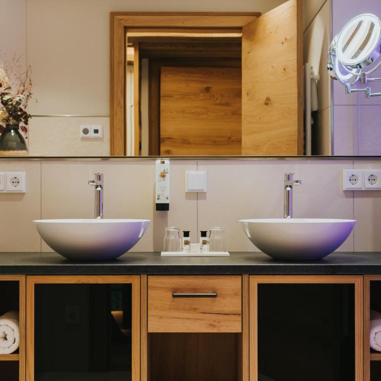 Ortner's Resort - Deluxe Junior Suite - 22