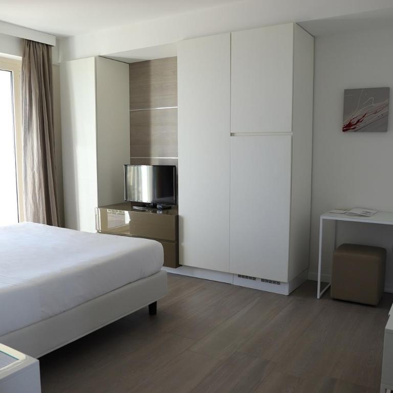 Smeraldo Suites & Spa - Camera Quadrupla Premium - 1