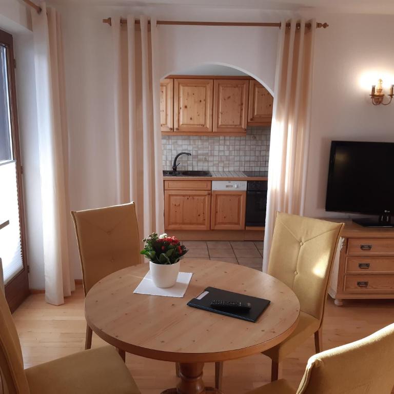 Landhaus Klausnerhof Hotel Garni - Deluxe Apartment - 2