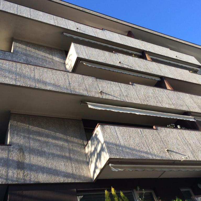 Appartamento Bolzano - Vittorio Veneto - Parcheggio incluso - Two-Bedroom Apartment with Balcony - 14