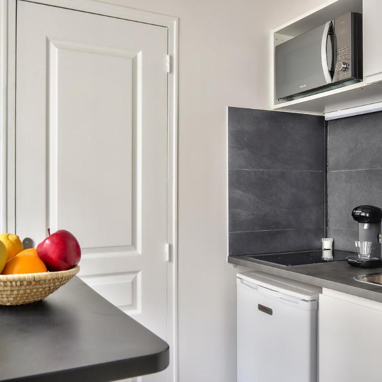 Cosy Mezzanine Studio in the Heart of Paris (4) - Studio Supérieur - 9
