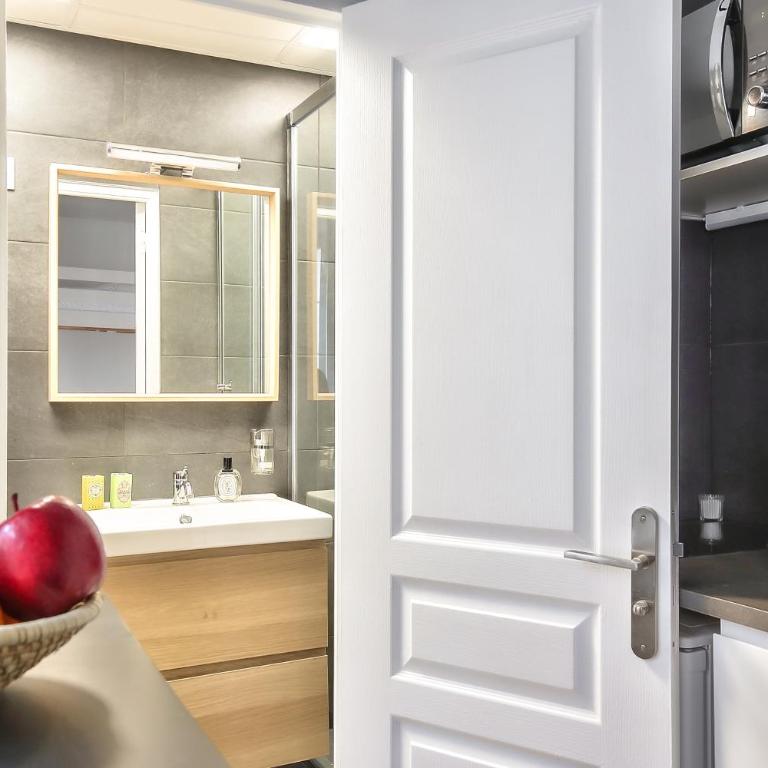 Cosy Mezzanine Studio in the Heart of Paris (4) - Studio Supérieur - 10