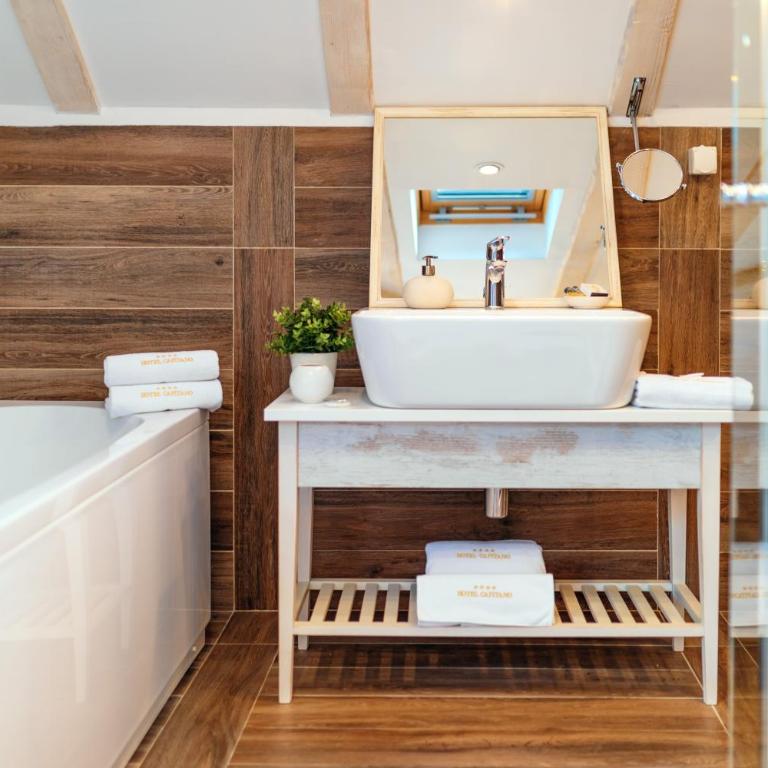 Boutique Hotel Blanc & Bleu - Capitano - Superior Double Room with Terrace and Sea View - 9