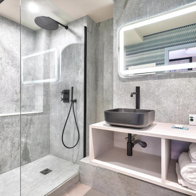 Hotel 33 Marbeuf - Suite Exécutive Concorde - 8