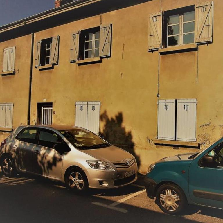 #F2 Le patio Jardin Parking gratuit - Appartement - 20
