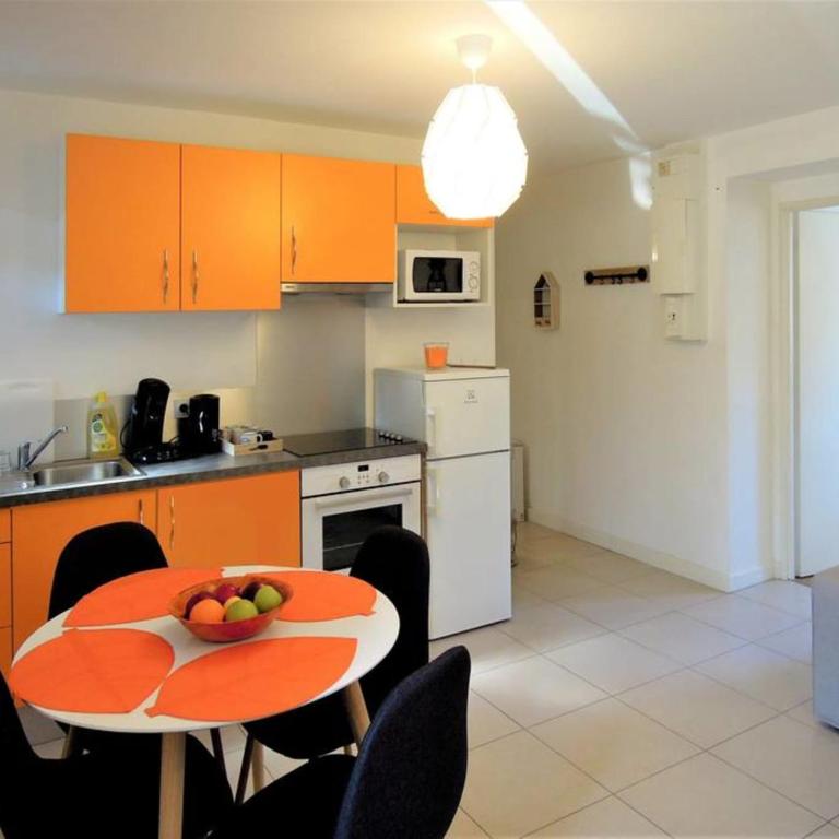 #F2 Le patio Jardin Parking gratuit - Appartement - 6