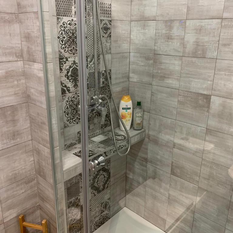 T-Homes - Fuencarral - Apartamento con ducha - 14