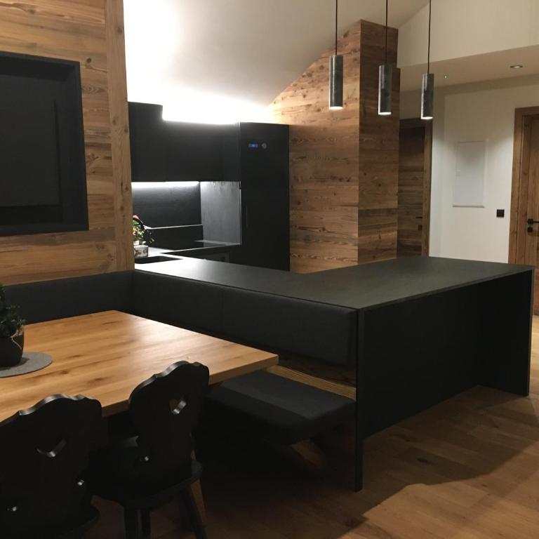 Appartements Innerkofler Mountain Home - Deluxe Suite with Whirlpool, Sauna and Mountain View - 3