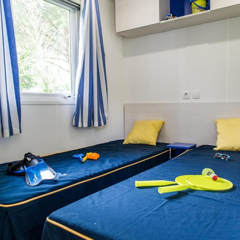 MOBIL HOME 6 personnes TOUT CONFORT - Maison 2 Chambres - 5