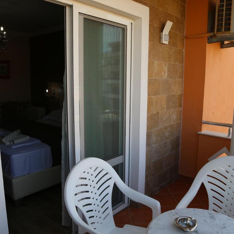 "HOLIDAY" apartments & rooms - Apartman sa 2 Spavaće Sobe i Balkonom - 8