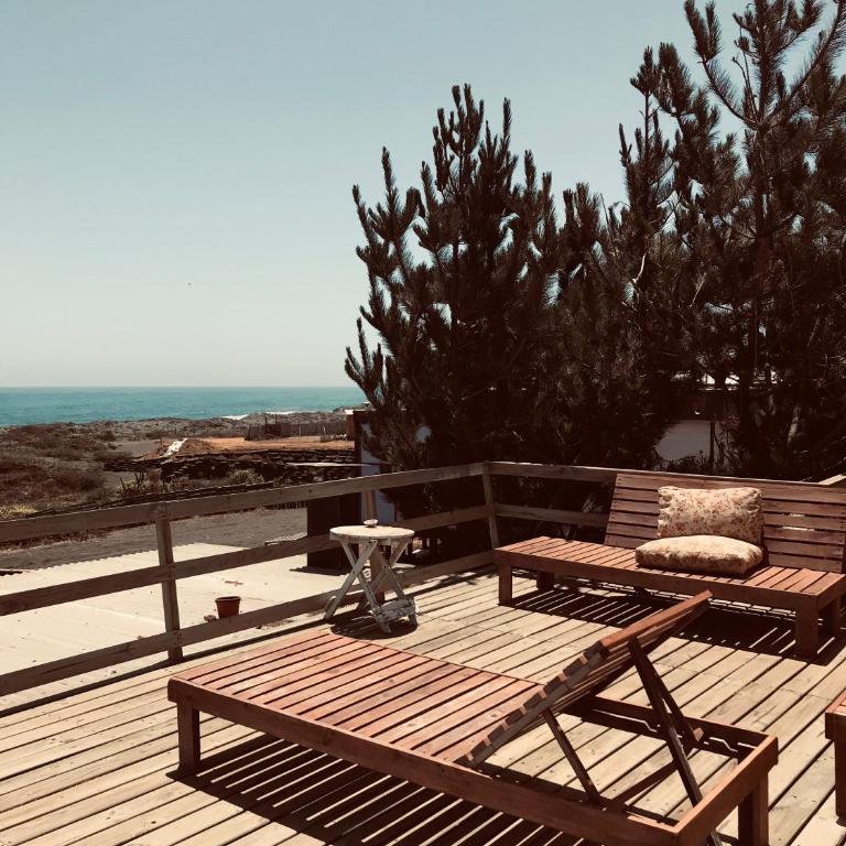 Refugio del mar - cabaña frente al mar en Curanipe con terraza y jardin - Three-Bedroom Apartment - 5