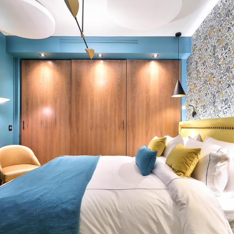 Hotel 33 Marbeuf - Chambre Deluxe Montmartre - 3