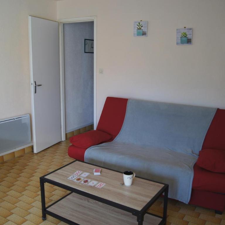 Lara 4 - T2 spacieux Parking - Près centre-port, île des Loisirs, plage Richelieu - Appartement 1 Chambre - 3