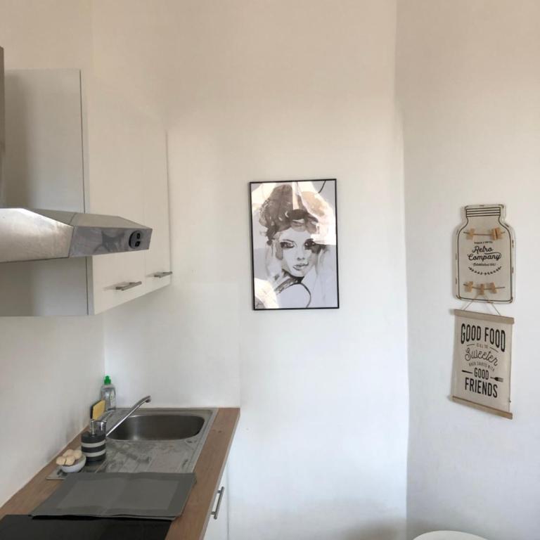 Magnifique Appartement 3 pièces Joliette Marseille PARKING PRIVATIF - Appartement 2 Chambres - 15