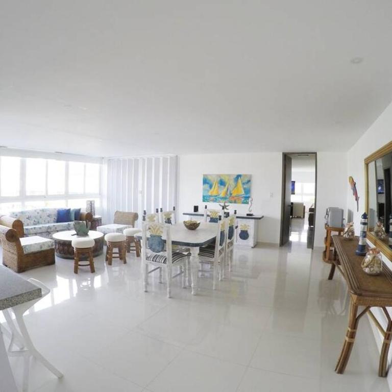 Hermoso y amplio apartamento con vista al mar - Apartamento de 3 dormitorios - 1