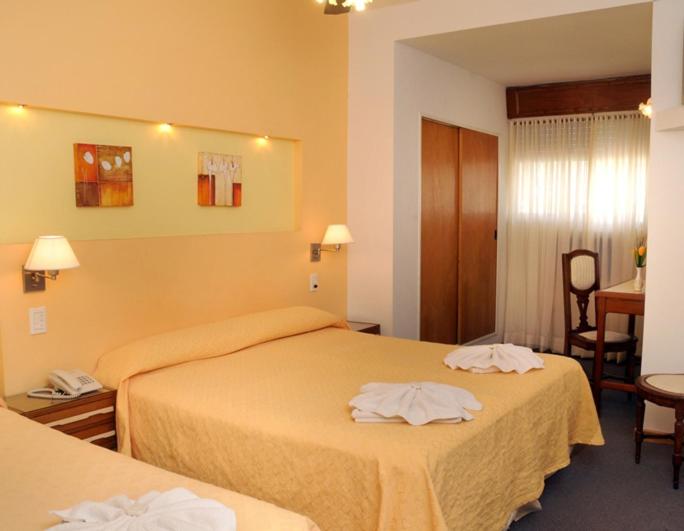 Florida Hotel & Spa - Habitación Triple - 1