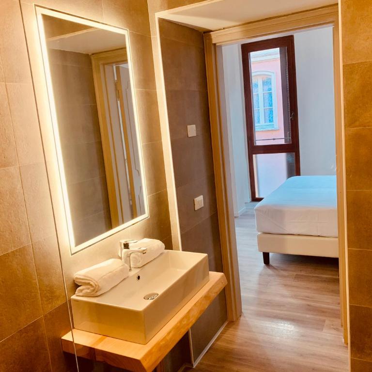 Grand Hotel San Lorenzo - Camera King Deluxe - 17