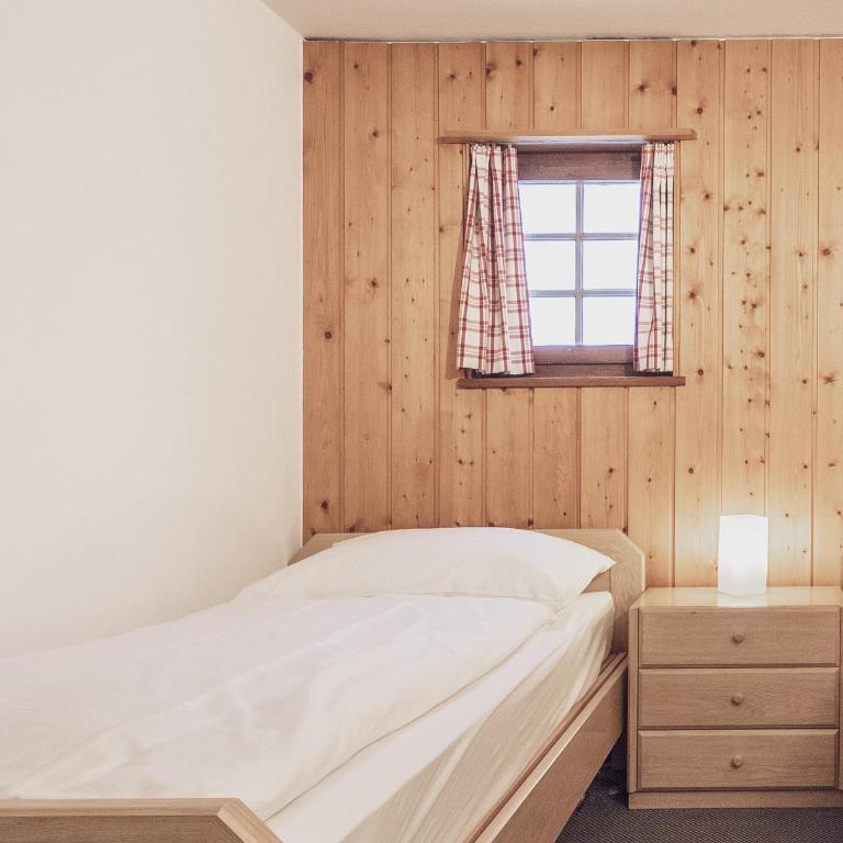 Davoser Hüsli by Mountain Hotels - Standard Einzelzimmer mit Gemeinschaftsbad - 3