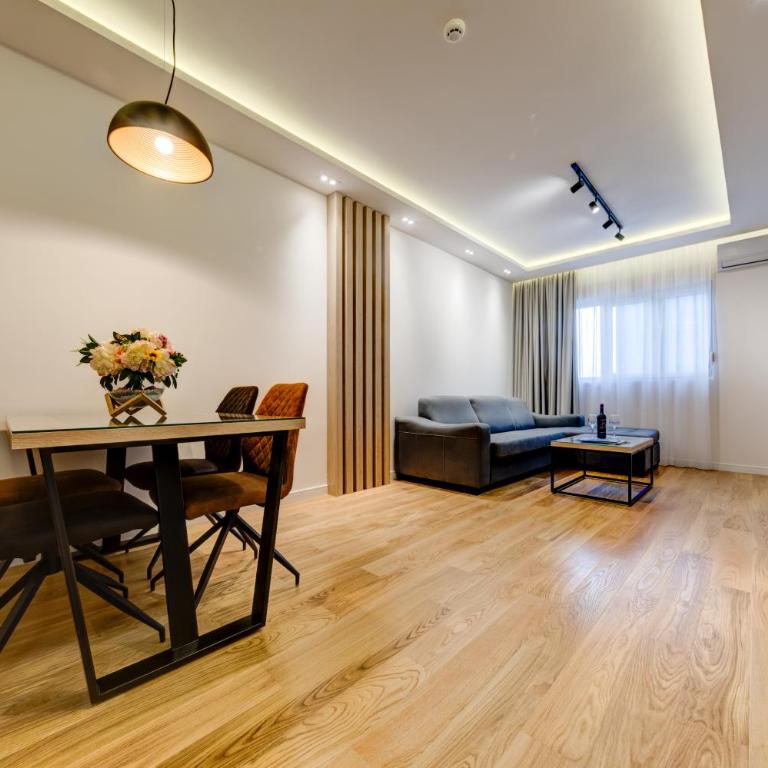 Apart Compliment - One-Bedroom Apartment - 3