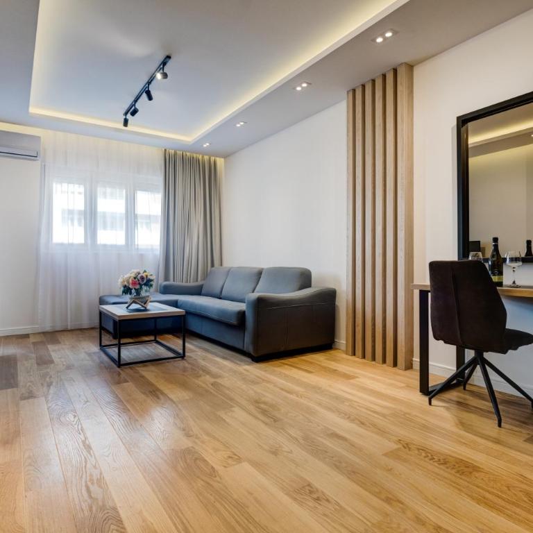 Apart Compliment - Queen Suite with Spa Bath - 15