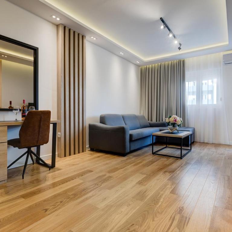 Apart Compliment - Queen Suite with Spa Bath - 7