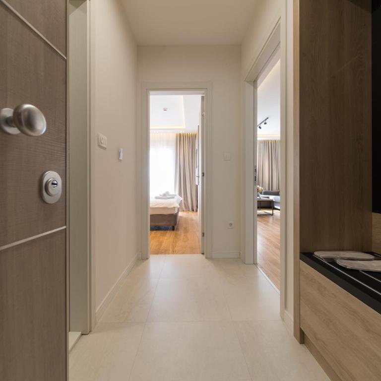 Apart Compliment - One-Bedroom Apartment - 6