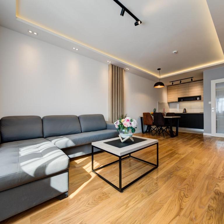 Apart Compliment - One-Bedroom Apartment - 9