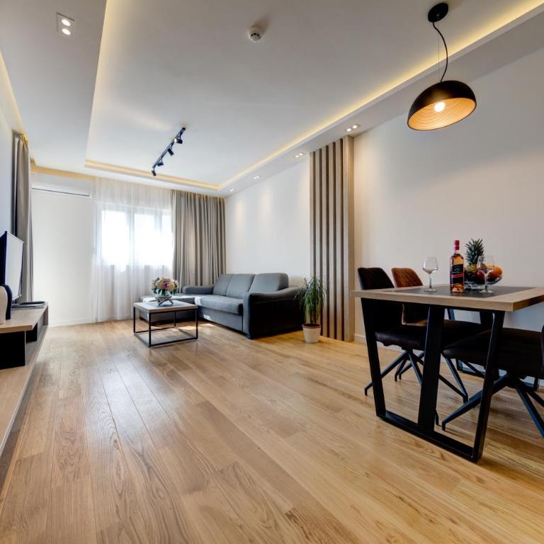 Apart Compliment - One-Bedroom Apartment - 10